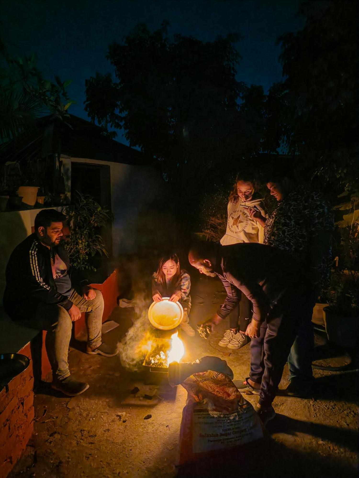 Housetale- A Traveller'S Home Bodh Gaya Εξωτερικό φωτογραφία